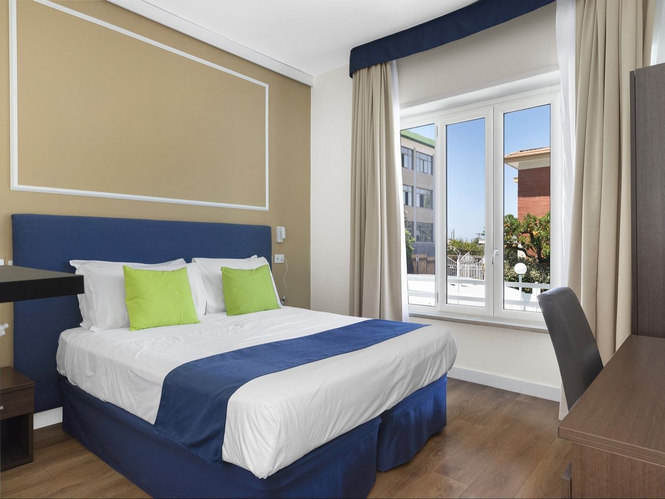 Standard with window